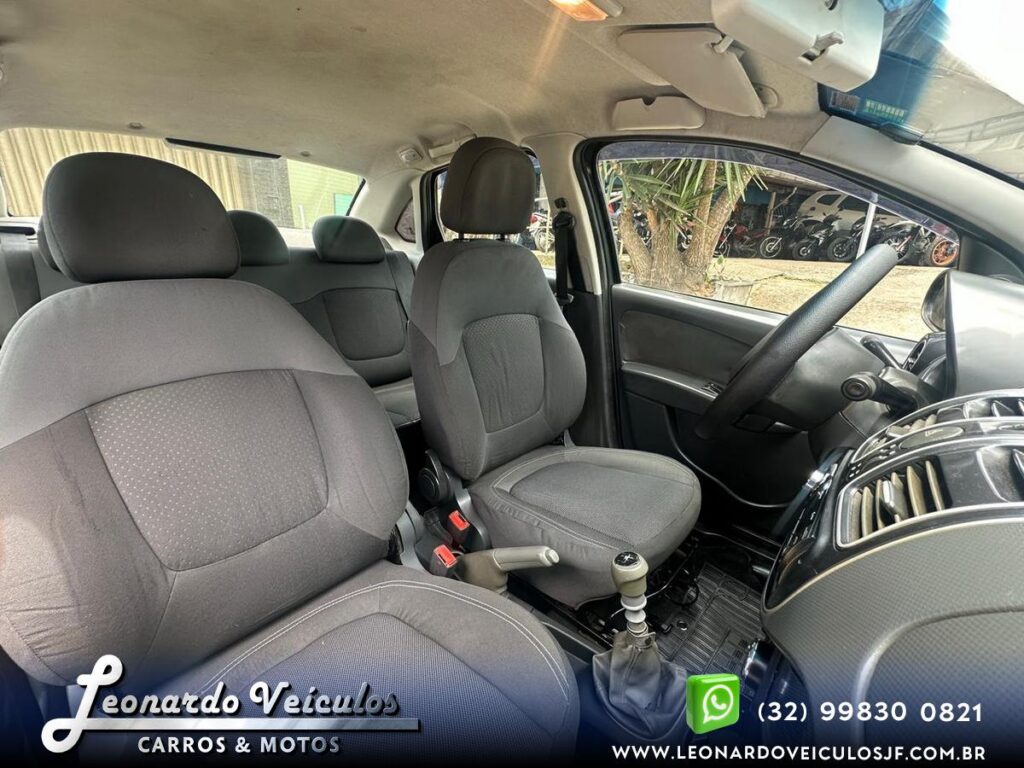 FIAT GRAND SIENA ATTRAC. 1.4 FLEX 2013