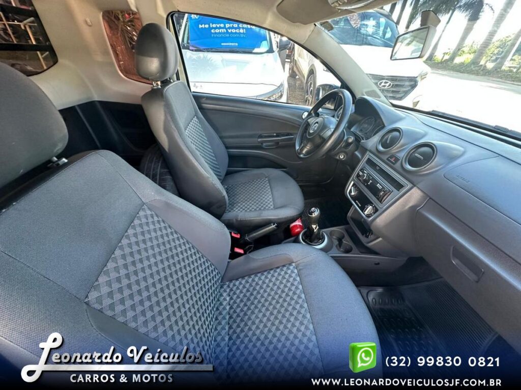 VOLKSWAGEN SAVEIRO TRENDLINE 1.6 2015