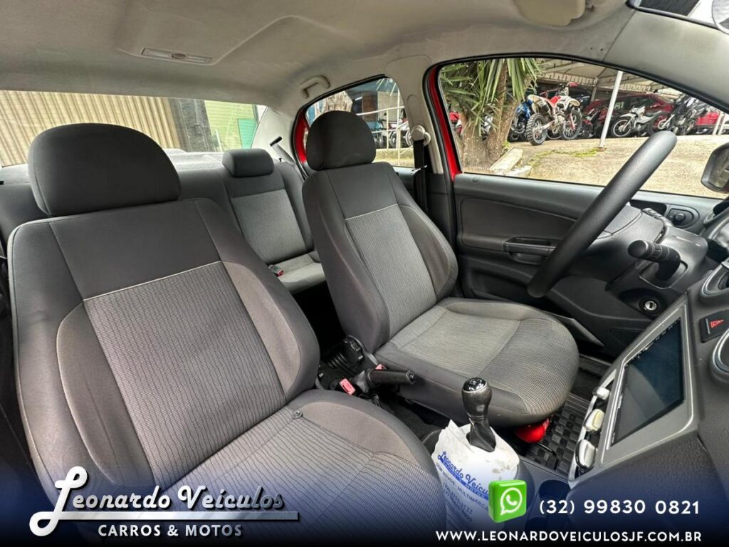 VOLKSWAGEN VOYAGE 1.0 2014