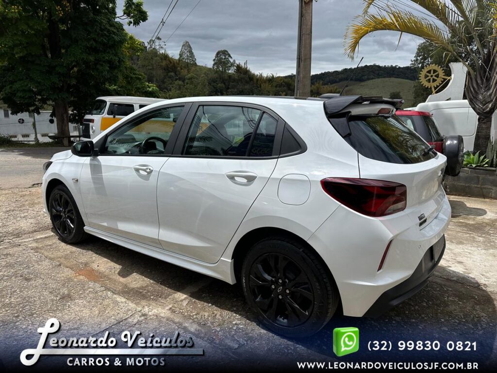 CHEVROLET ONIX HATCH RS 1.0 TB 2023