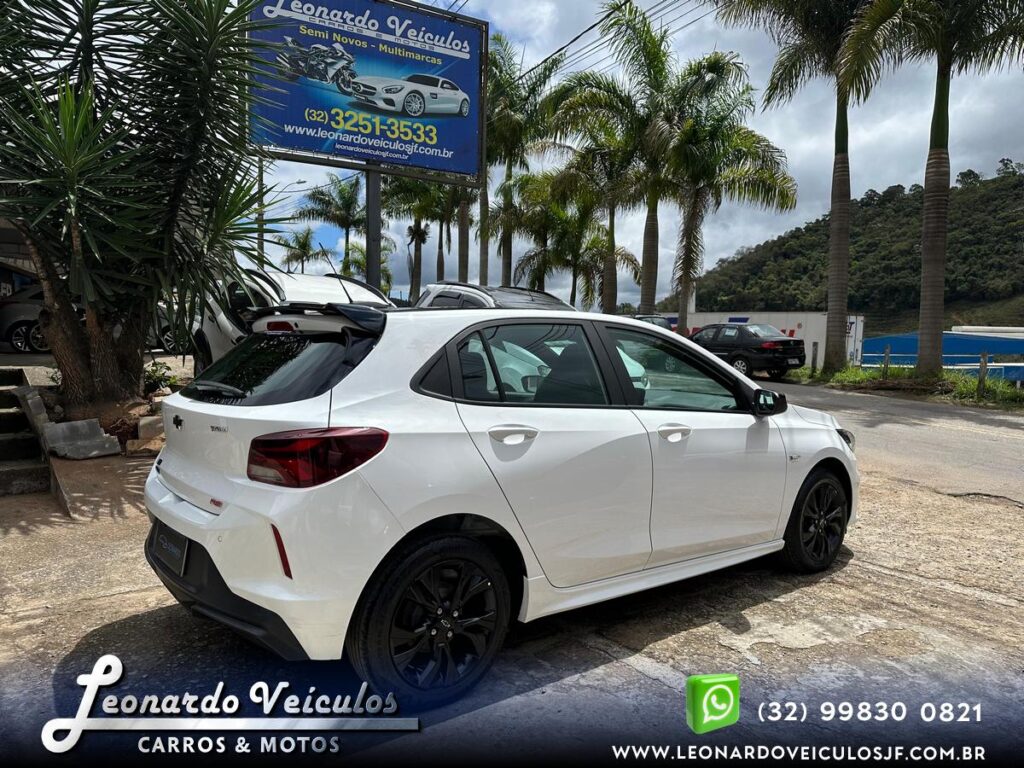 CHEVROLET ONIX HATCH RS 1.0 TB 2023