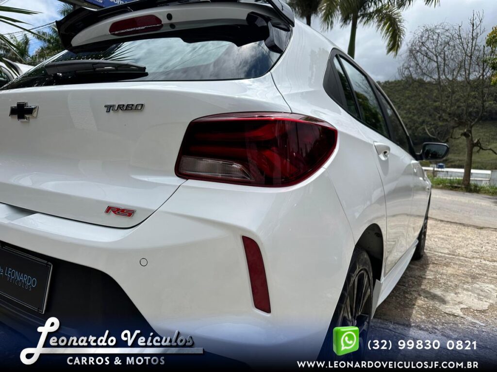 CHEVROLET ONIX HATCH RS 1.0 TB 2023