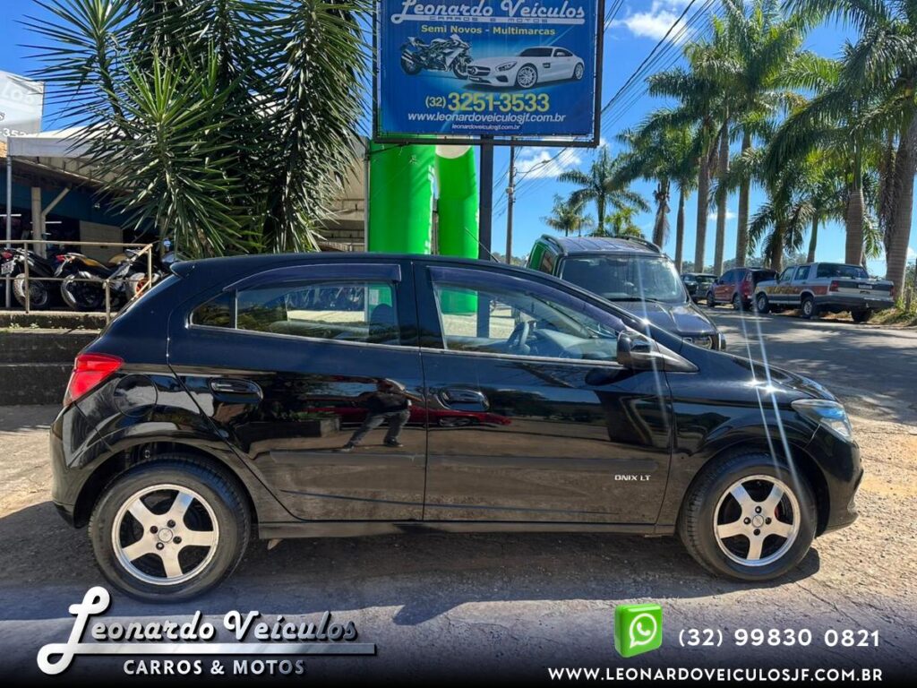 CHEVROLET ONIX LT 1.4 2013