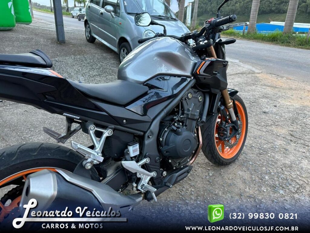 HONDA CB500F 2023