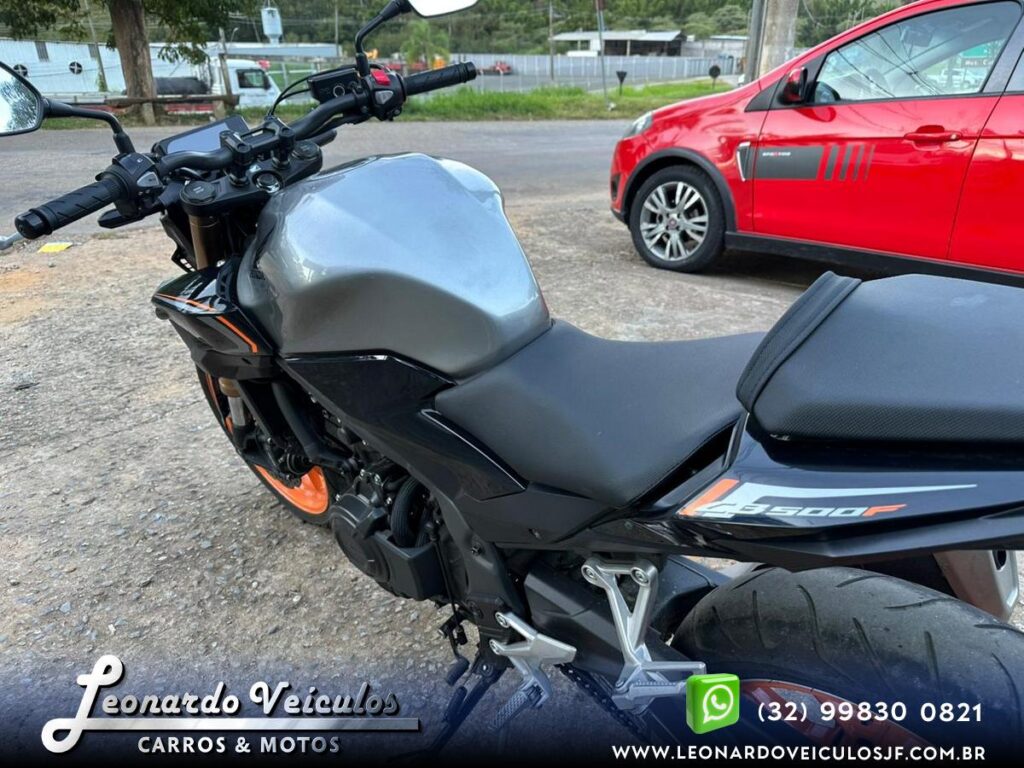 HONDA CB500F 2023