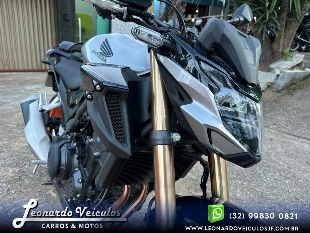 HONDA CB500F 2023
