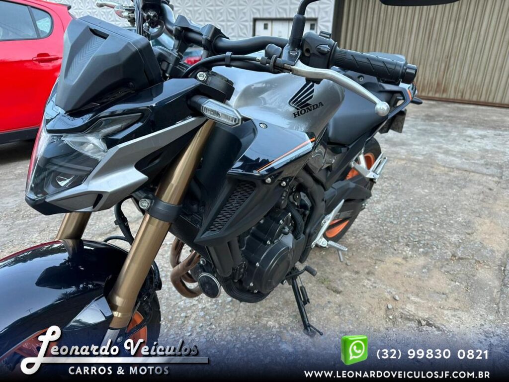 HONDA CB500F 2023
