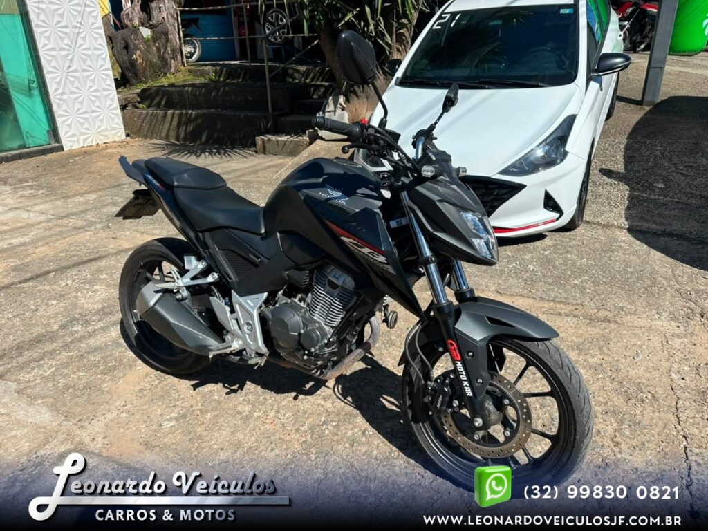 HONDA CB300F TWISTER 2025