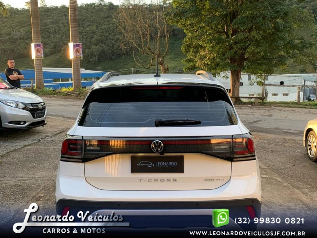 VOLKSWAGEN T-CROSS 1.0 TSI 2025