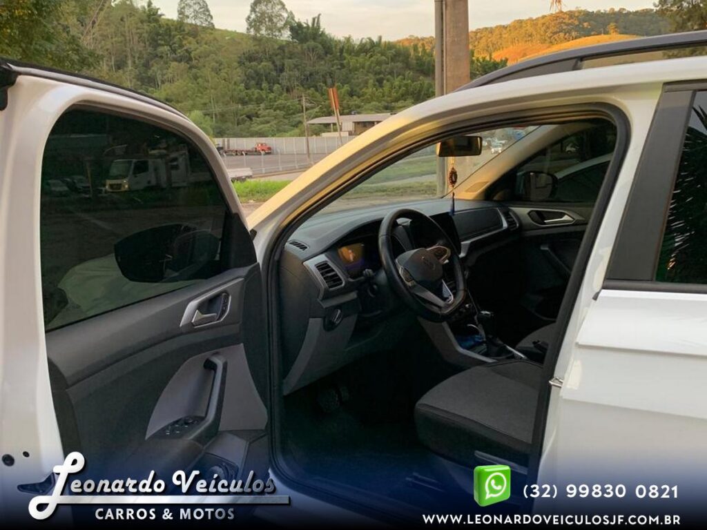 VOLKSWAGEN T-CROSS 1.0 TSI 2025