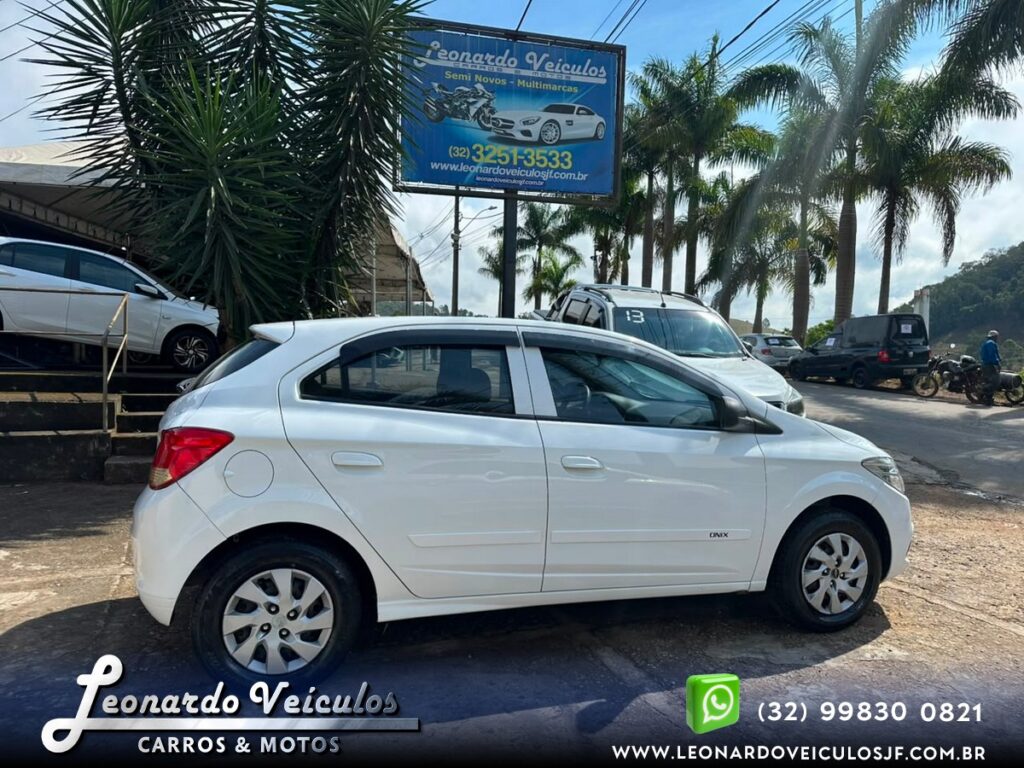 CHEVROLET ONIX LT 1.0 2015