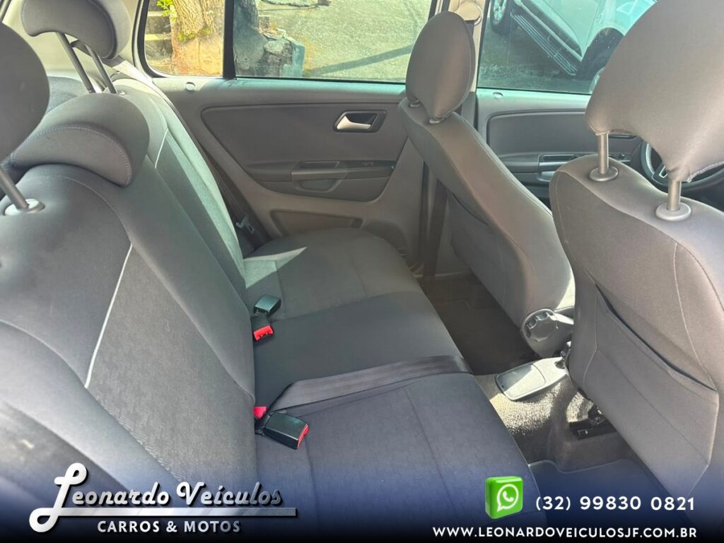 VOLKSWAGEN FOX COMFORTLINE 1.0 2015