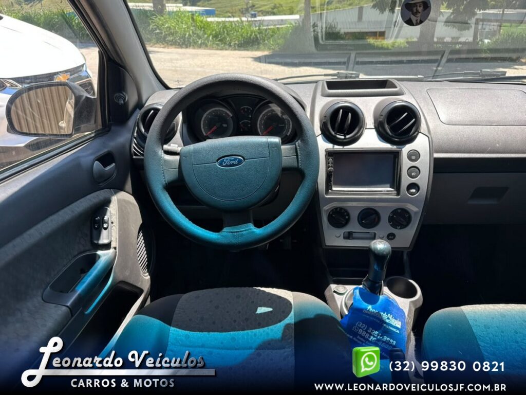 FORD FIESTA 1.6 FLEX HATCH 2013