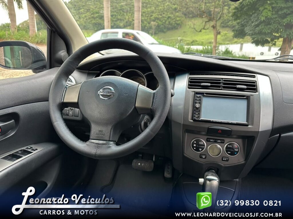 NISSAN LIVINA GRAND SL 1.8 AUT 2011