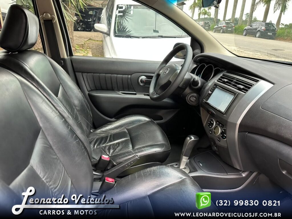 NISSAN LIVINA GRAND SL 1.8 AUT 2011