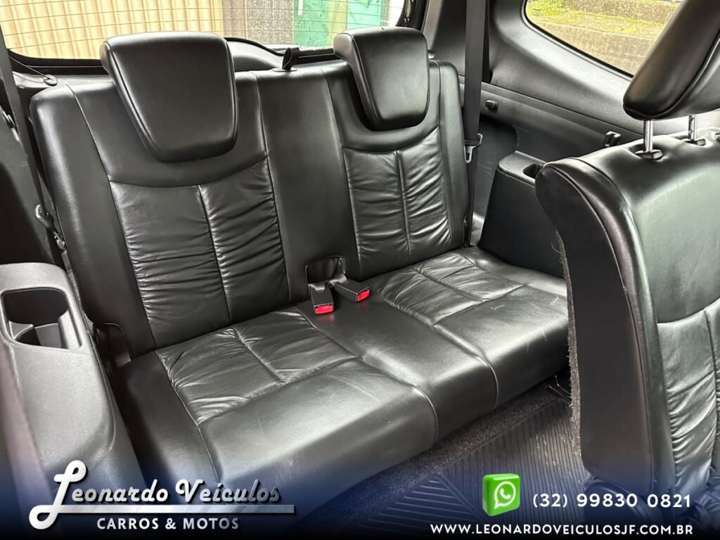 NISSAN LIVINA GRAND SL 1.8 AUT 2011